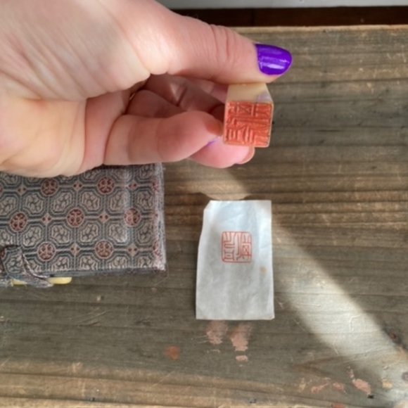 Vintage Chinese Shoushan Stone Figurine Statue in Tapestry Box #1 - Pretty! - Picture 7 of 11